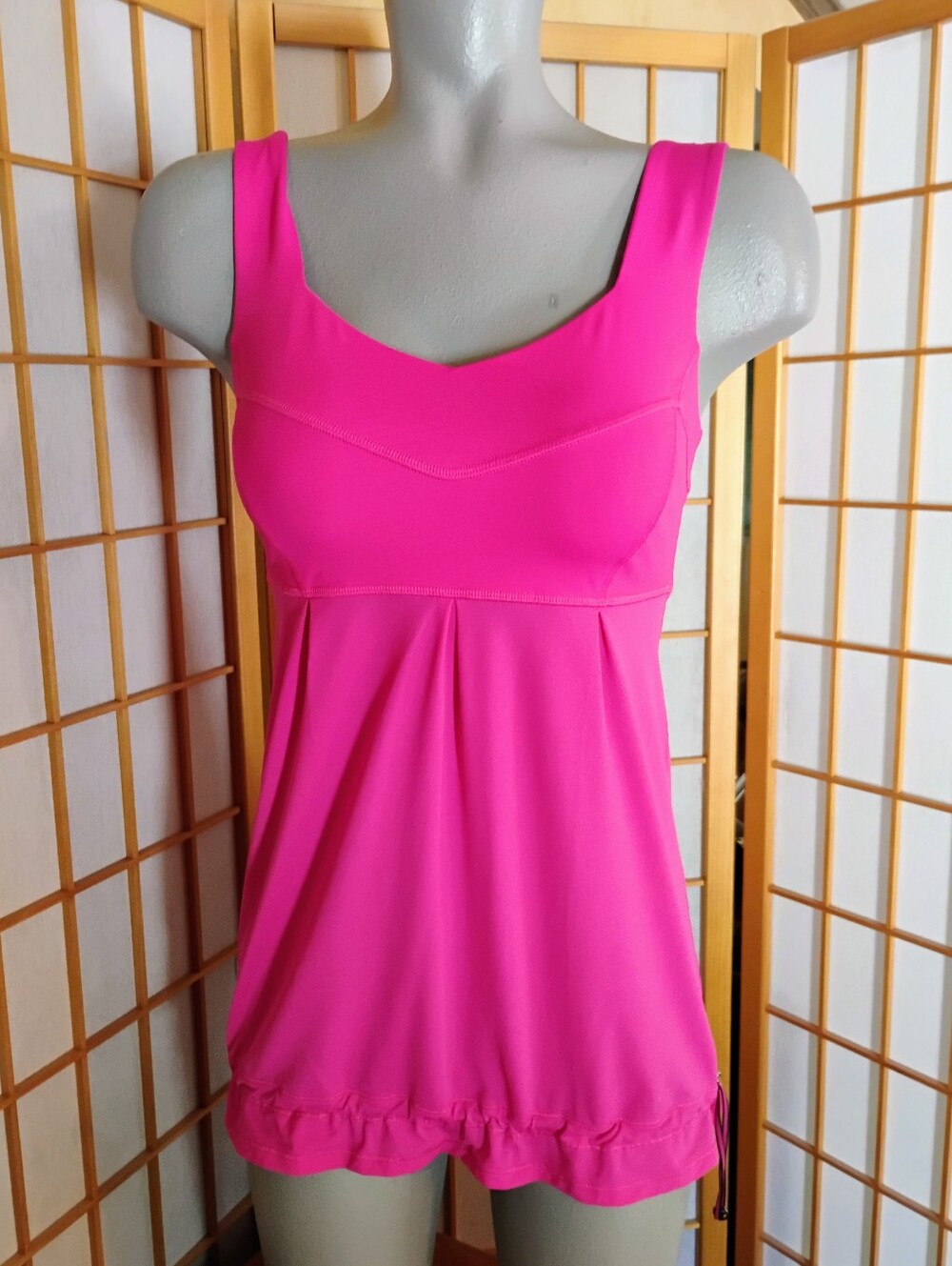 Lululemon Athletica Top, Size 6 Hot Pink